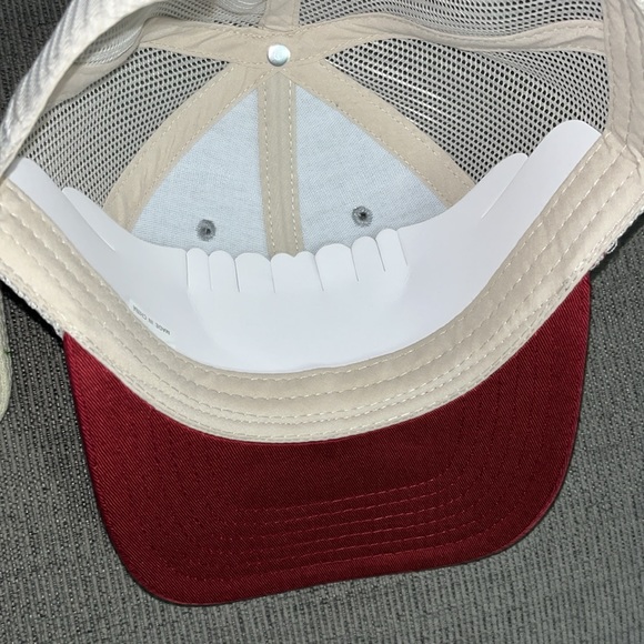 NEW Yuengling set - Picture 4 of 7